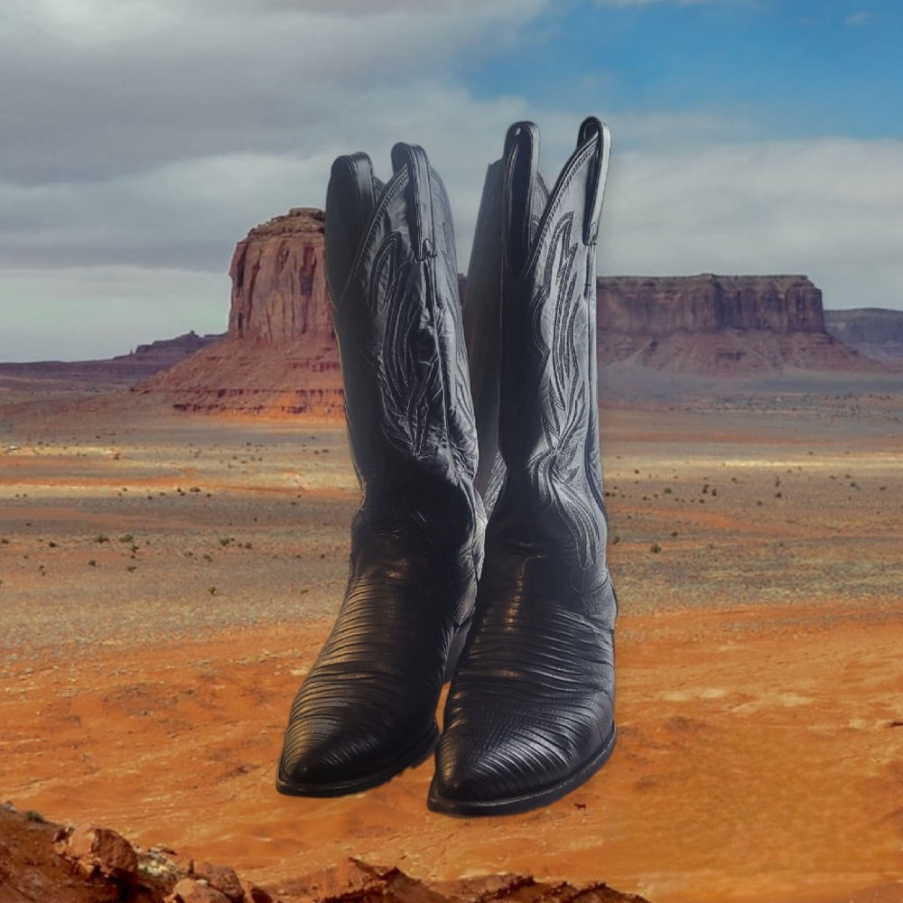 Vintage Alligator Black Cowboy Boots